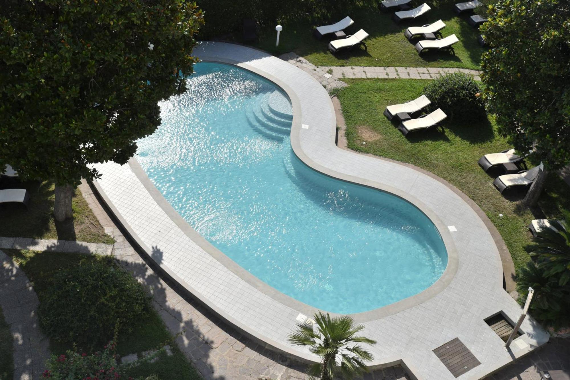 Hotel Garden Lido Loano Esterno foto